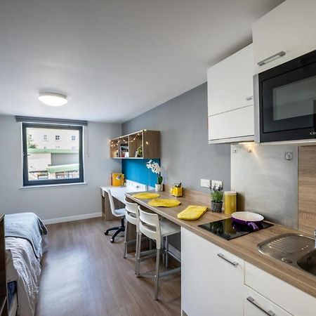 Joivy Affordable Edinburgh - Adults Only Hotel Екстериор снимка