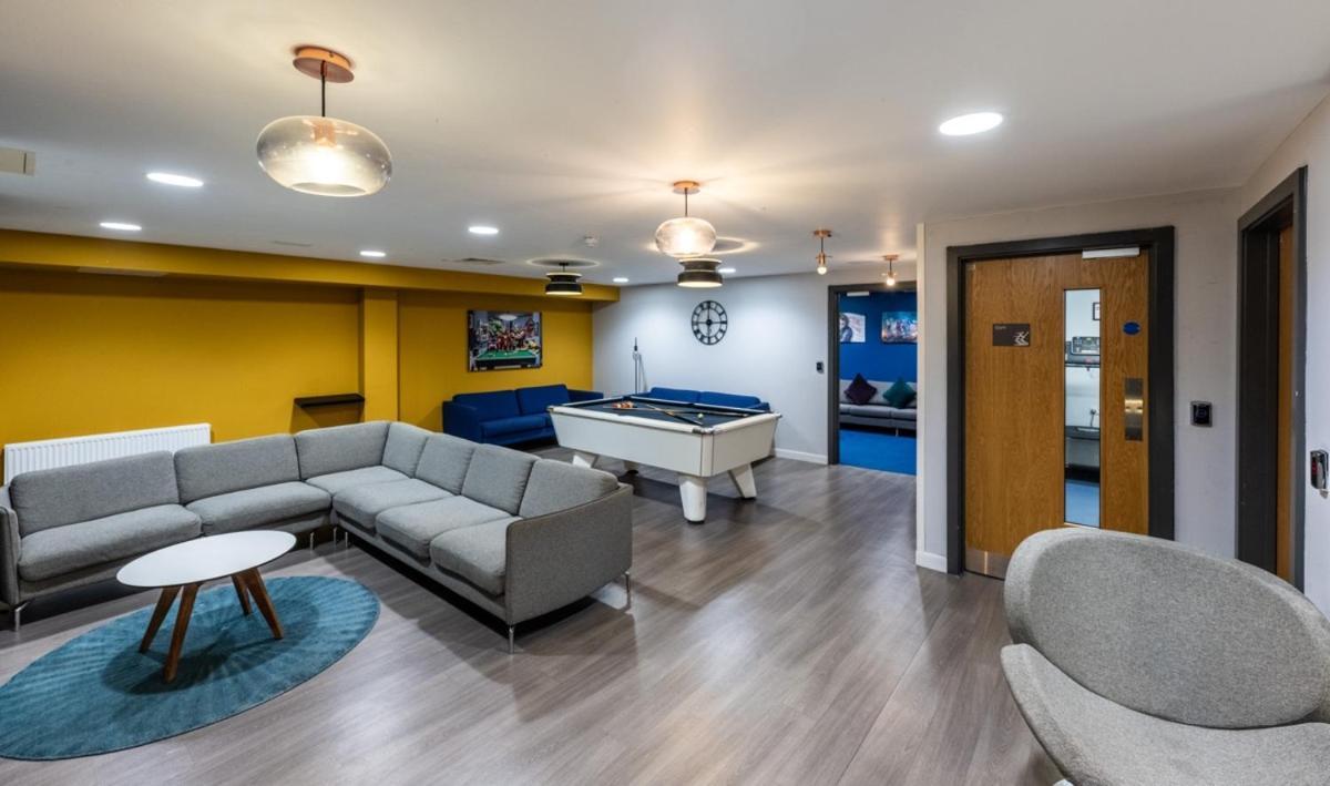 Joivy Affordable Edinburgh - Adults Only Hotel Екстериор снимка